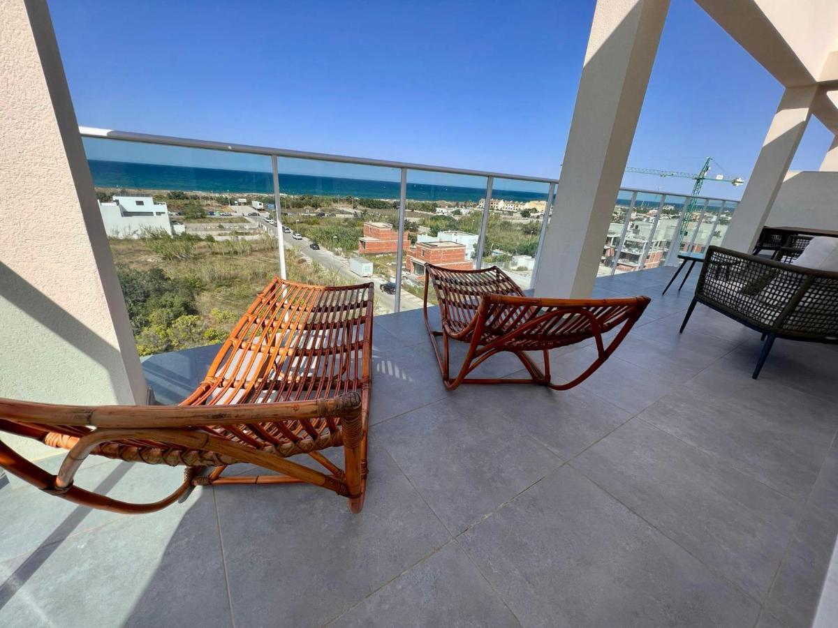 Beautiful Penthouse With Pool And Wonderful Beach View أوليفا المظهر الخارجي الصورة